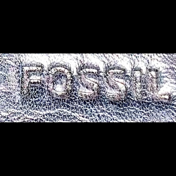 Fossil wallets 2 for one price one bundle deal - Picture 2 of 7